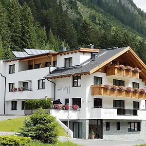 Garni Schadhof Aparthotel